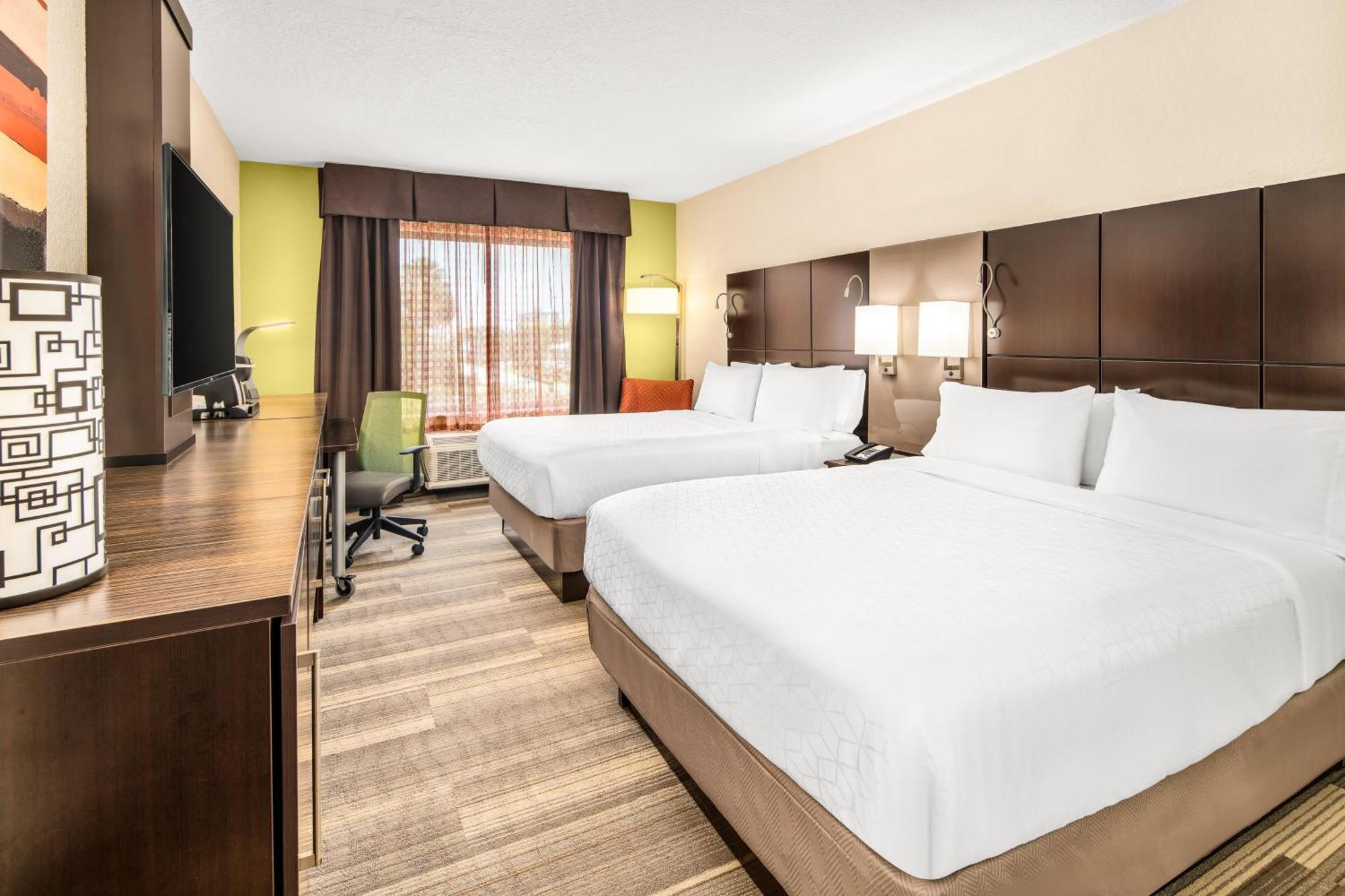 Holiday Inn Express Ft Lauderdale Cruise-Airport By Ihg Fort Lauderdale Exterior foto